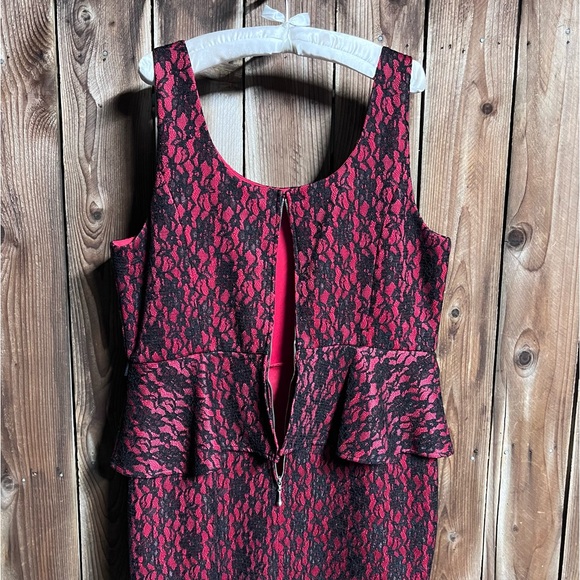NWT- Rebel Wilson for Torrid Red & Black Lace Sleeveless Peplum Bodycon Dress 16 - Picture 15 of 15